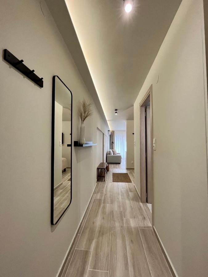 Portrait Apartment Tesalonika Bagian luar foto